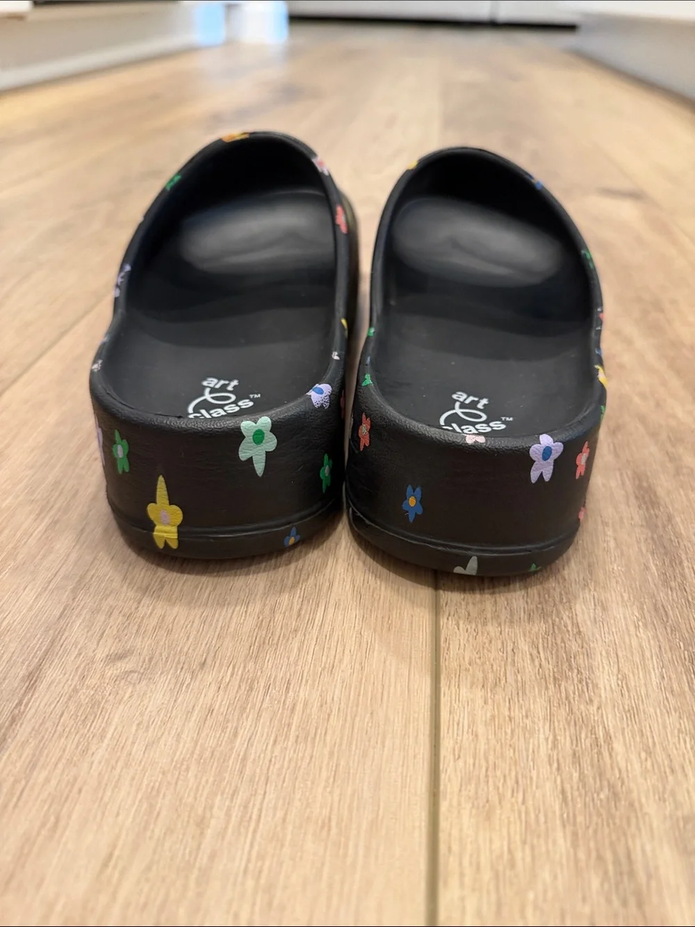 Kids Black Floral Slide Sandler